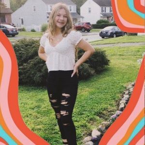 Meet your Posher, Mia